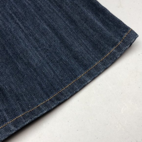 LIKE NEW TEX by Max Azria DENIM CAPRIS 27x13 AZRIA DESIGNED 😎 - Picture 9 of 10